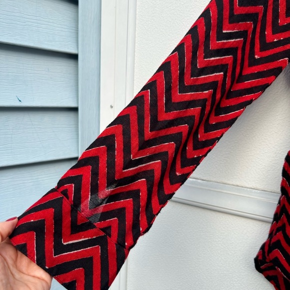 Lauren Ralph Lauren WOMENS Blouse M Chevron Red/black Dressy Going Out Top - Picture 6 of 14